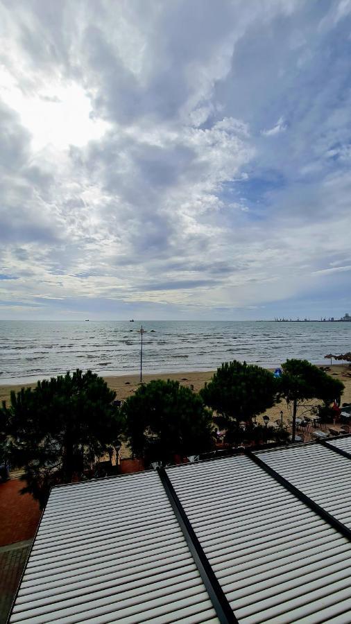 Heming-Way Hotel Δυρράχιο Εξωτερικό φωτογραφία
