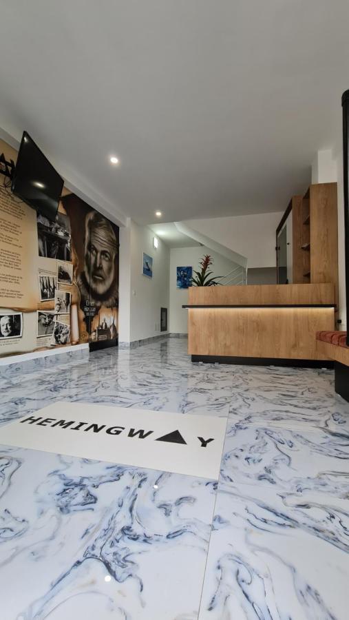Heming-Way Hotel Δυρράχιο Εξωτερικό φωτογραφία