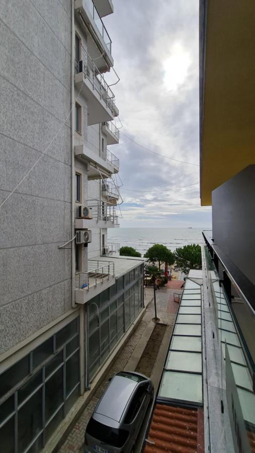 Heming-Way Hotel Δυρράχιο Εξωτερικό φωτογραφία